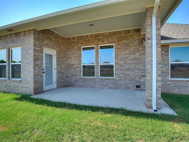 1111 Wisteria Way, Noble, OK 73068