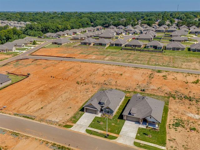1111 Wisteria Way, Noble, OK 73068