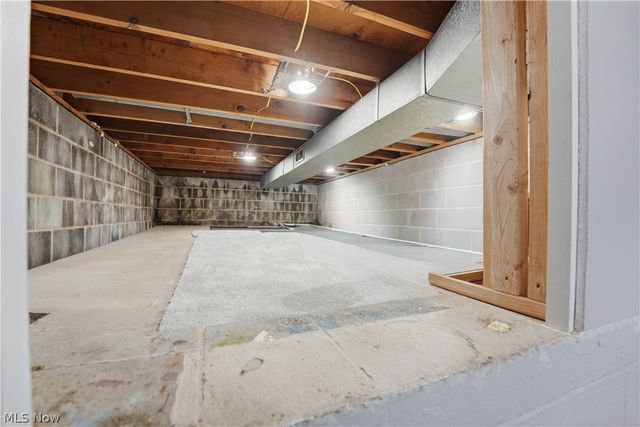 5976 Silver Court, Mentor, OH 44060