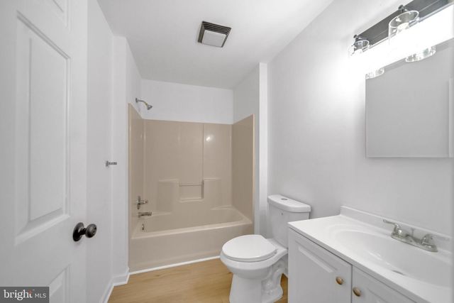 2719 HARTFORD ST SE, Washington, DC 20020