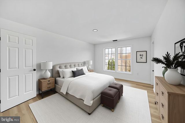 2719 HARTFORD ST SE, Washington, DC 20020