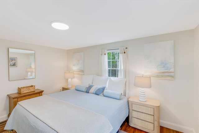 11 Merrimac Road, Newton, NH 03858