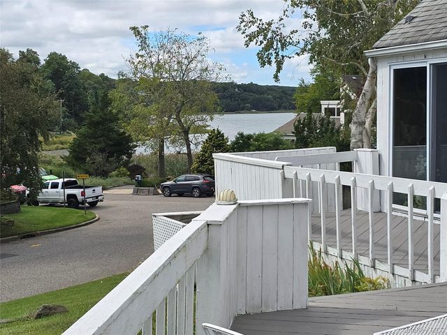 22 Waters Edge Lane, Mount Sinai, NY 11766