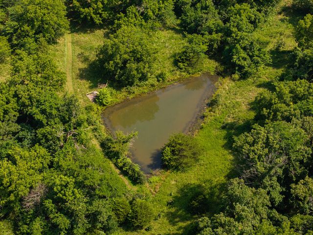 10335 SE Hwy J, Collins, MO 64738