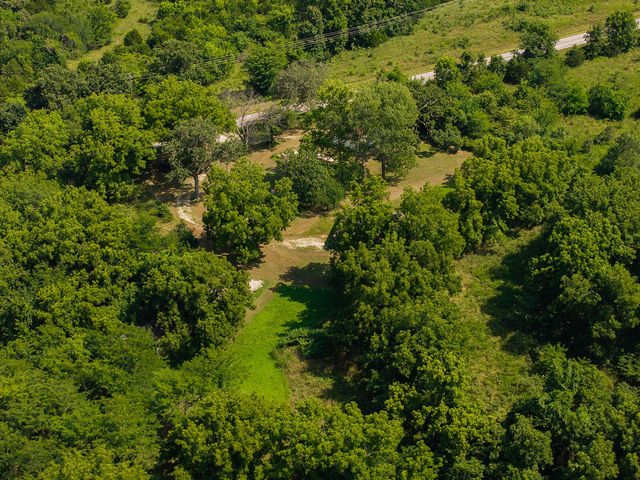 10335 SE Hwy J, Collins, MO 64738