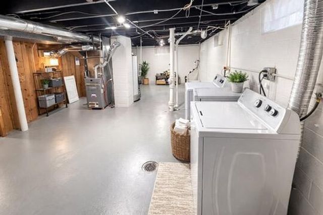 2520 E Crescent STREET, Racine, WI 53403