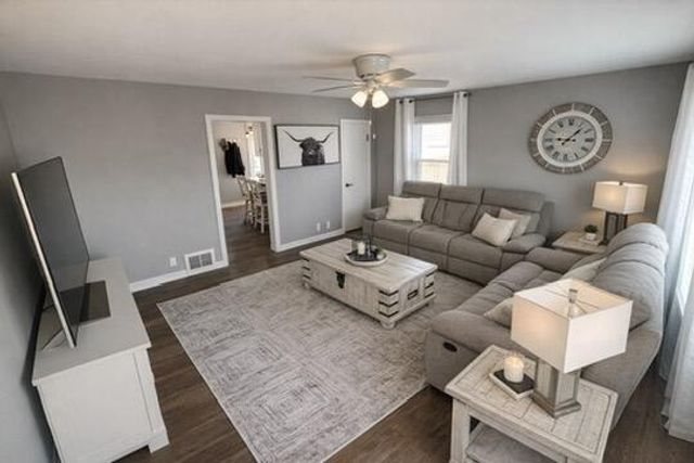 2520 E Crescent STREET, Racine, WI 53403