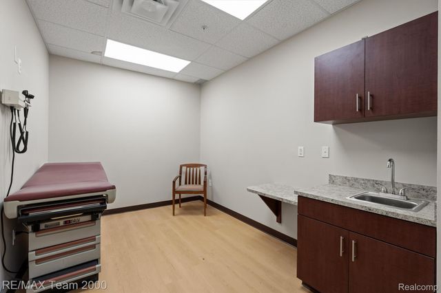 13530 Michigan Avenue 244, Dearborn, MI 48126