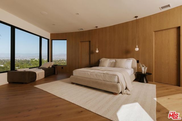 3858 Buena Park Drive, Studio City (los Angeles), CA 91604