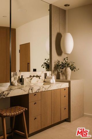 3858 Buena Park Drive, Studio City (los Angeles), CA 91604