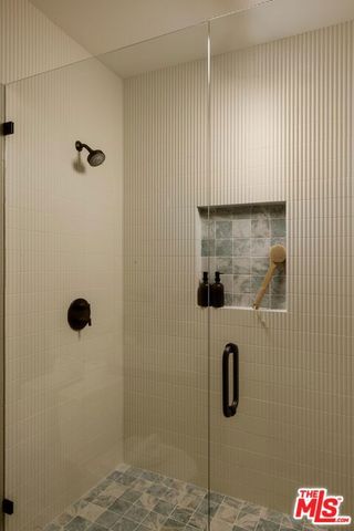 3858 Buena Park Drive, Studio City (los Angeles), CA 91604