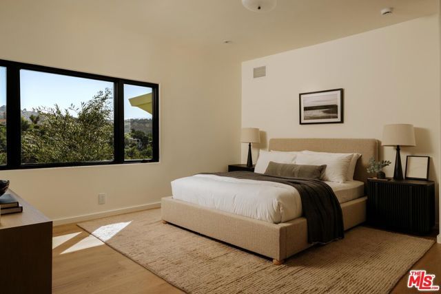 3858 Buena Park Drive, Studio City (los Angeles), CA 91604