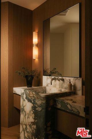 3858 Buena Park Drive, Studio City (los Angeles), CA 91604