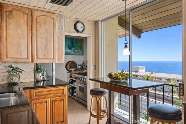 31381 Monterey Street, Laguna Beach, CA 92651