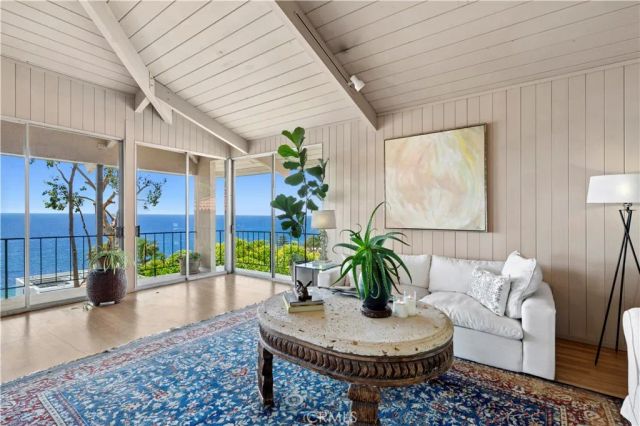 31381 Monterey Street, Laguna Beach, CA 92651