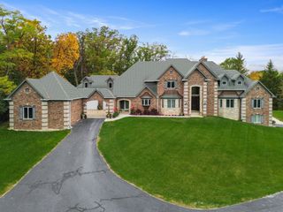 4422 W 133rd Avenue, Crown Point, IN 46307