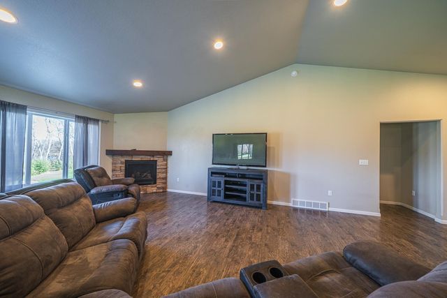 17303 Saylers Beach Road, Lake Park, MN 56554