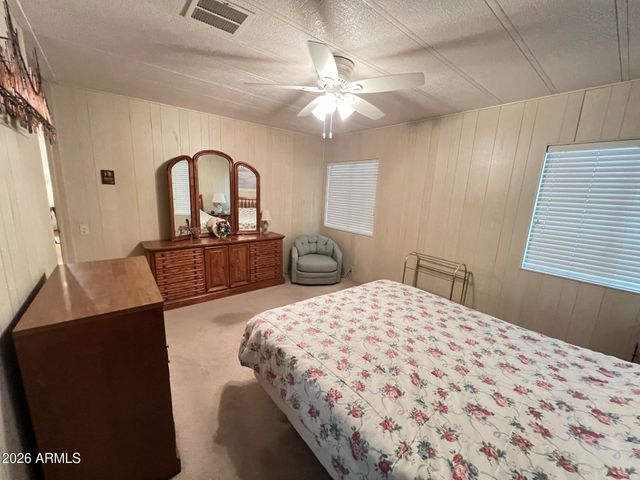 2617 N Trevino Place, Mesa, AZ 85215