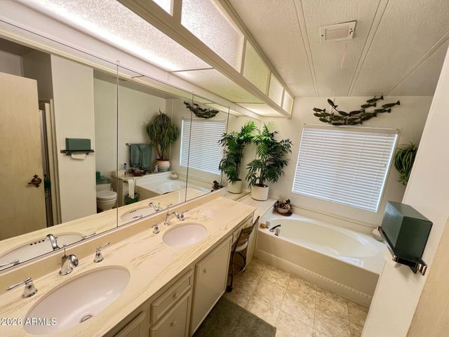 2617 N Trevino Place, Mesa, AZ 85215