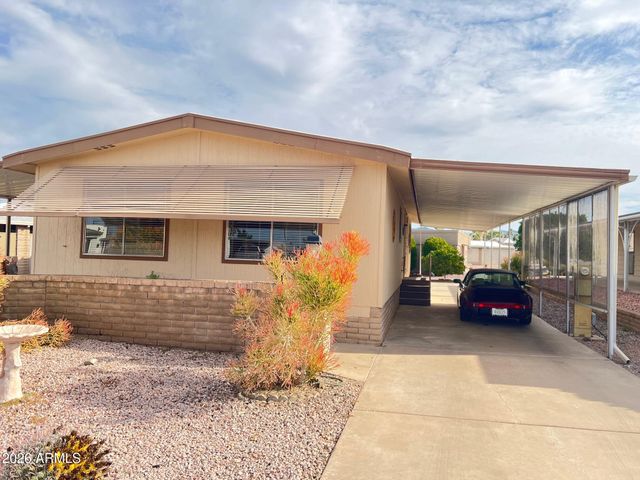 2617 N Trevino Place, Mesa, AZ 85215