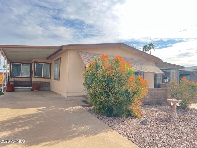 2617 N Trevino Place, Mesa, AZ 85215