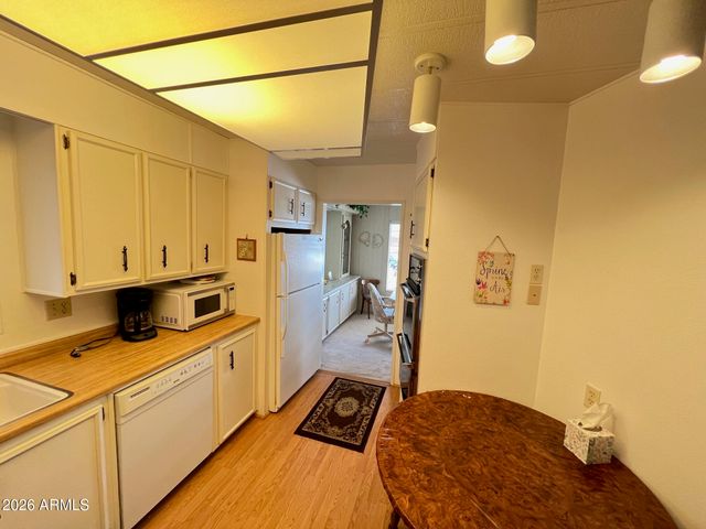 2617 N Trevino Place, Mesa, AZ 85215