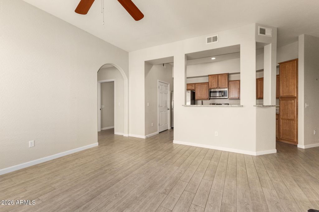 14575 W MOUNTAIN VIEW Boulevard 11301, Surprise, AZ 85374 — photo 4