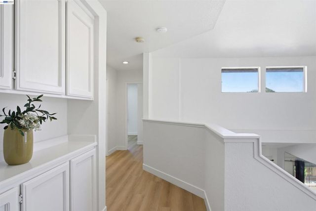 6010 Peppertree Ct, Newark, CA 94560