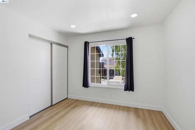 6010 Peppertree Ct, Newark, CA 94560