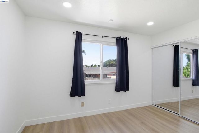 6010 Peppertree Ct, Newark, CA 94560