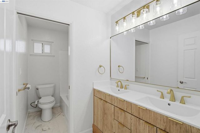 6010 Peppertree Ct, Newark, CA 94560