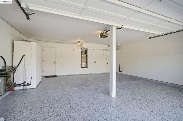 6010 Peppertree Ct, Newark, CA 94560