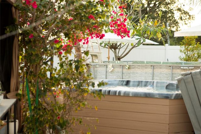 7029 DELTA WAY, Clearwater, FL 33764