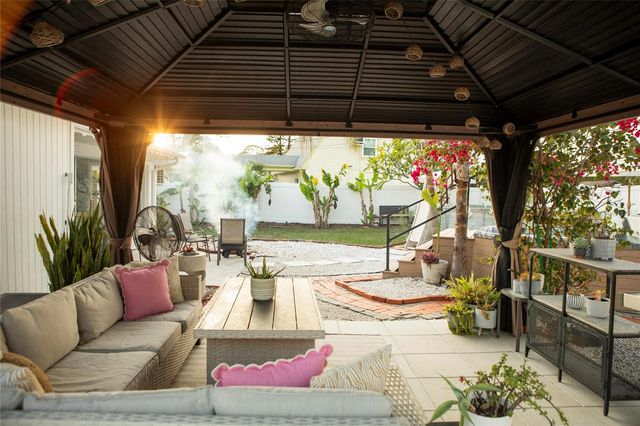 7029 DELTA WAY, Clearwater, FL 33764