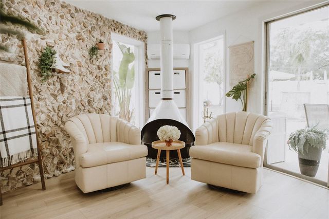 7029 DELTA WAY, Clearwater, FL 33764