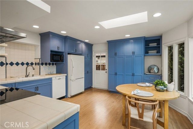 10885 Coronel Road, Tustin, CA 92705