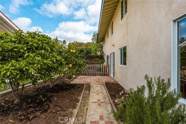10885 Coronel Road, Tustin, CA 92705