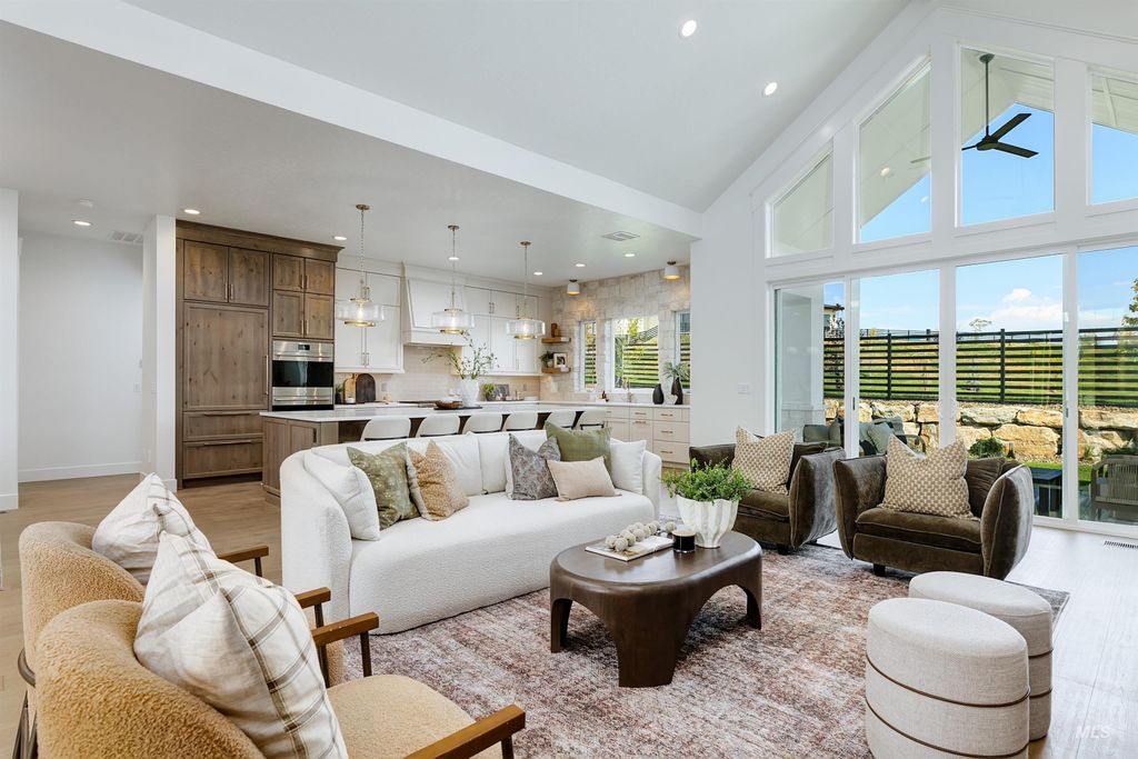 5641 W Haughburn Dr, Eagle, ID 83616 photo 3