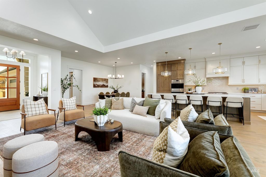 5641 W Haughburn Dr, Eagle, ID 83616 photo 7