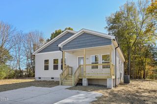234 Foster Street, Burlington, NC 27217