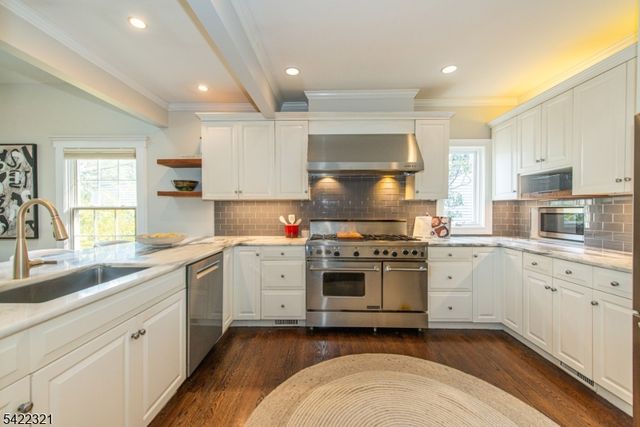 76 Club Rd, Montclair Twp., NJ 07043