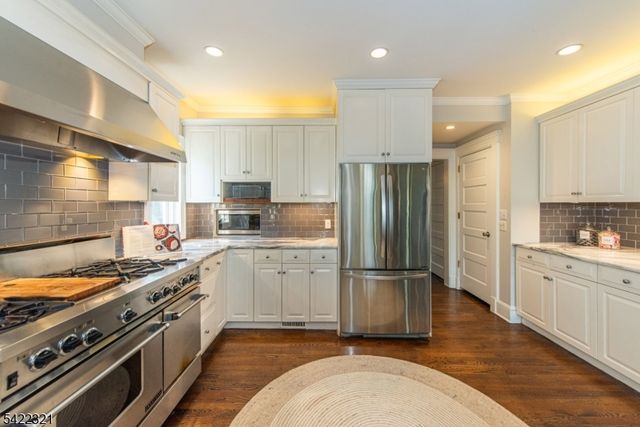 76 Club Rd, Montclair Twp., NJ 07043