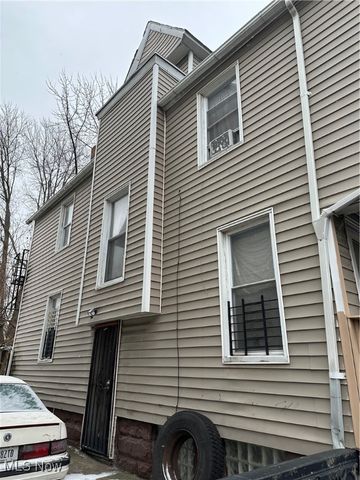2175 E 84th Street, Cleveland, OH 44103
