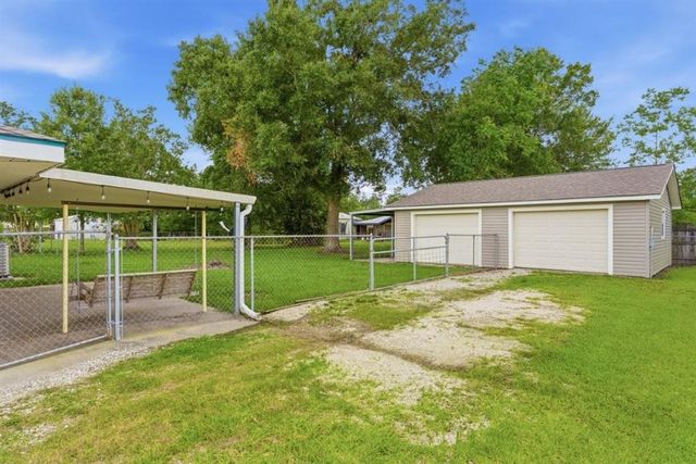 2921 Travis Street, Westlake, LA 70669