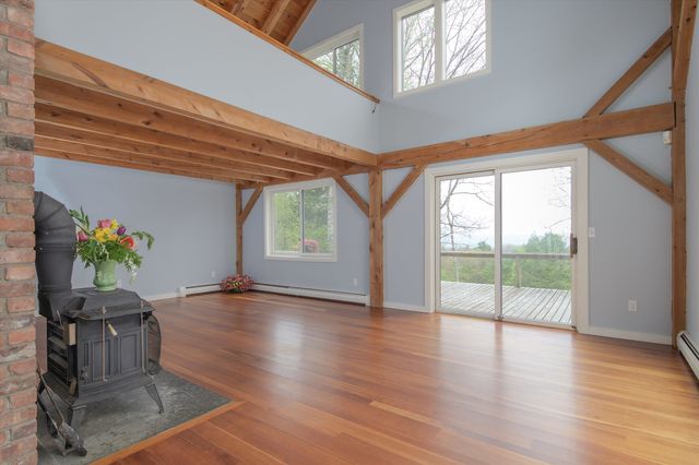 559 Parker Hill Road, Rockingham, VT 05101