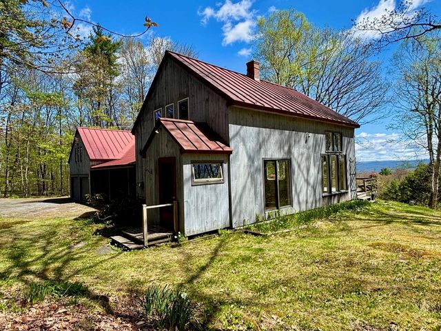 559 Parker Hill Road, Rockingham, VT 05101