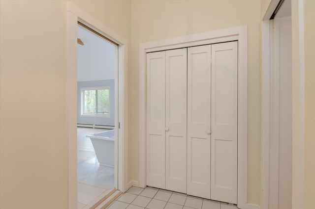 559 Parker Hill Road, Rockingham, VT 05101