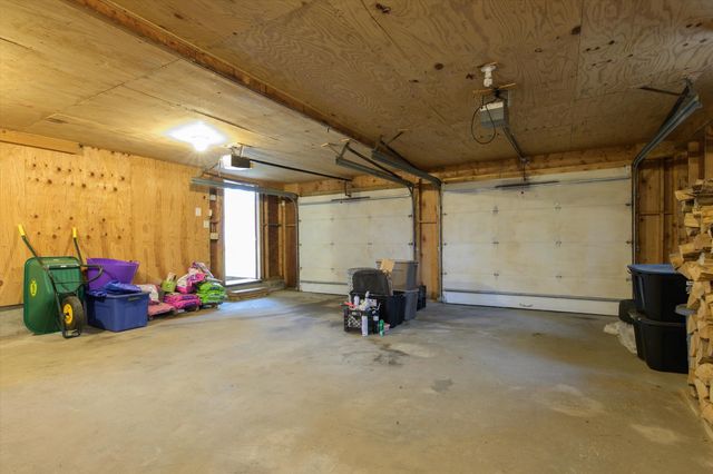 559 Parker Hill Road, Rockingham, VT 05101