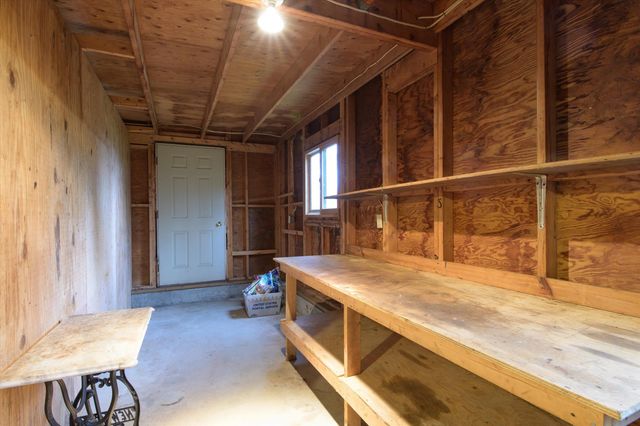 559 Parker Hill Road, Rockingham, VT 05101