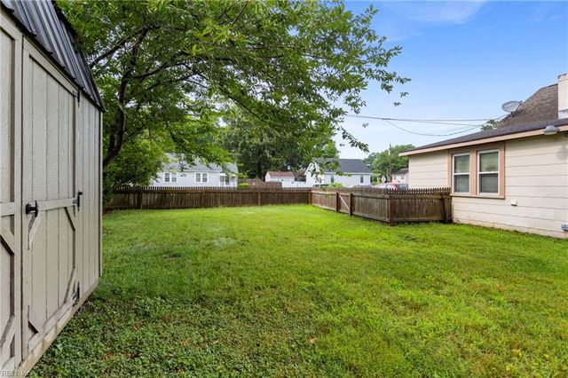8329 Old Ocean View RD, Norfolk, VA 23518